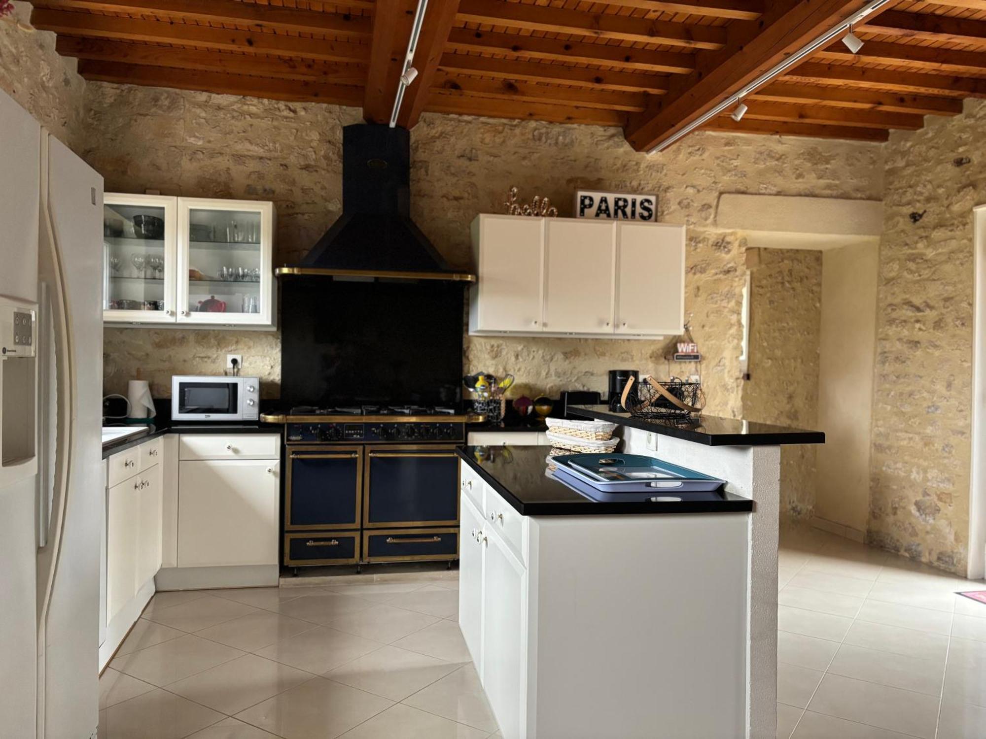 Le So Art, Grande Maison 4 Chambres, Terrain De Petanque, Grand Jardin Clos, Flipper, Babyfoot, Jeux Arcade, Ping Pong,1 Km Mer, Proche Golf, Port En Bessin, Bayeux Et Plages Du Debarquement, Adaptee Enfants Commes Zewnętrze zdjęcie