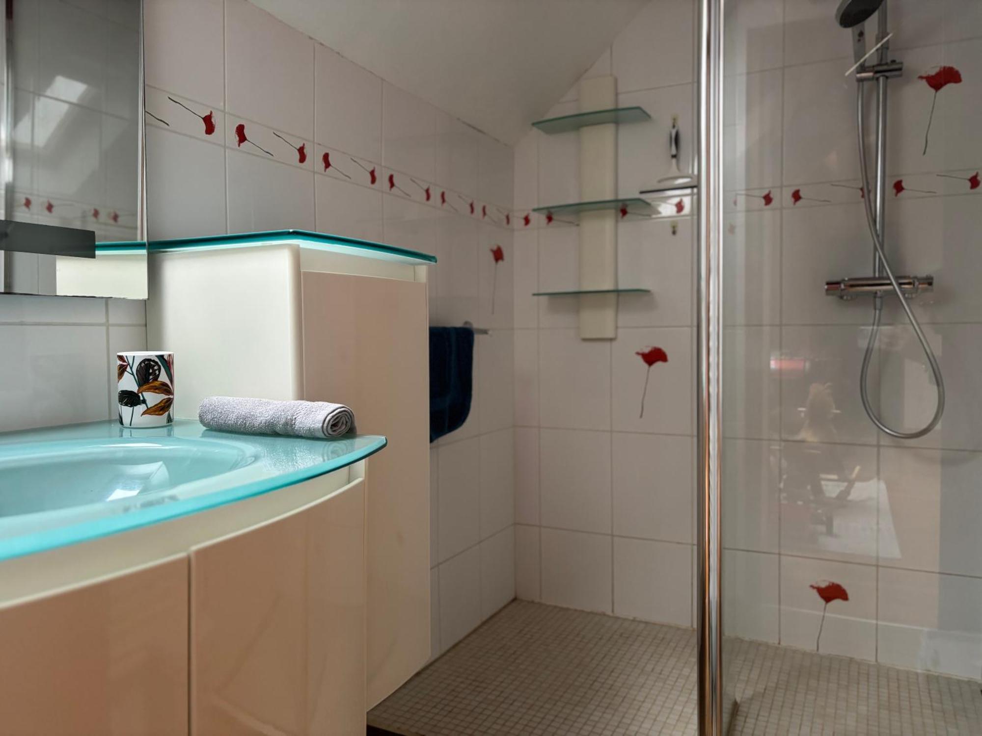 Le So Art, Grande Maison 4 Chambres, Terrain De Petanque, Grand Jardin Clos, Flipper, Babyfoot, Jeux Arcade, Ping Pong,1 Km Mer, Proche Golf, Port En Bessin, Bayeux Et Plages Du Debarquement, Adaptee Enfants Commes Zewnętrze zdjęcie