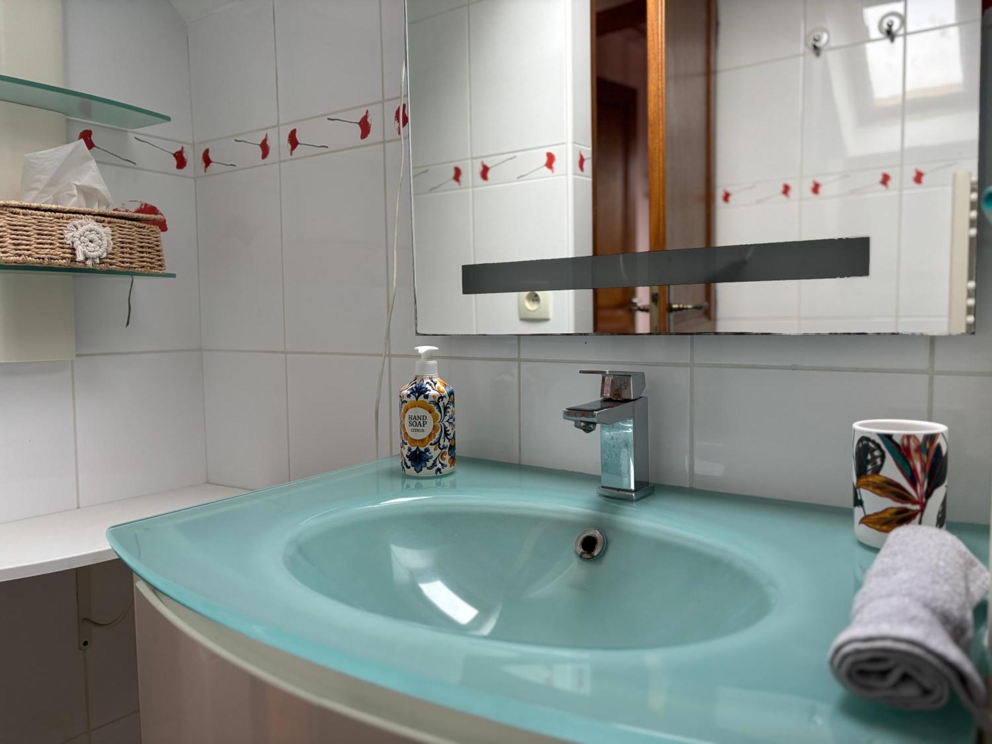 Le So Art, Grande Maison 4 Chambres, Terrain De Petanque, Grand Jardin Clos, Flipper, Babyfoot, Jeux Arcade, Ping Pong,1 Km Mer, Proche Golf, Port En Bessin, Bayeux Et Plages Du Debarquement, Adaptee Enfants Commes Zewnętrze zdjęcie